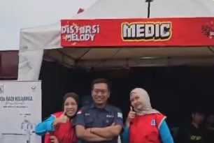 Distorsi Melodi Super Music Distorsi Melodi Super Music