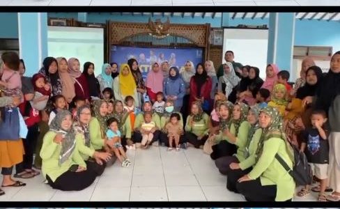 Penyuluhan & Pemeriksaan Kesehatan Ibu & Anak