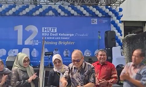 Tasyakuran HUT ke – 12 RSU Dadi Keluarga Purwokerto Tasyakuran HUT ke – 12 RSU Dadi Keluarga Purwokerto